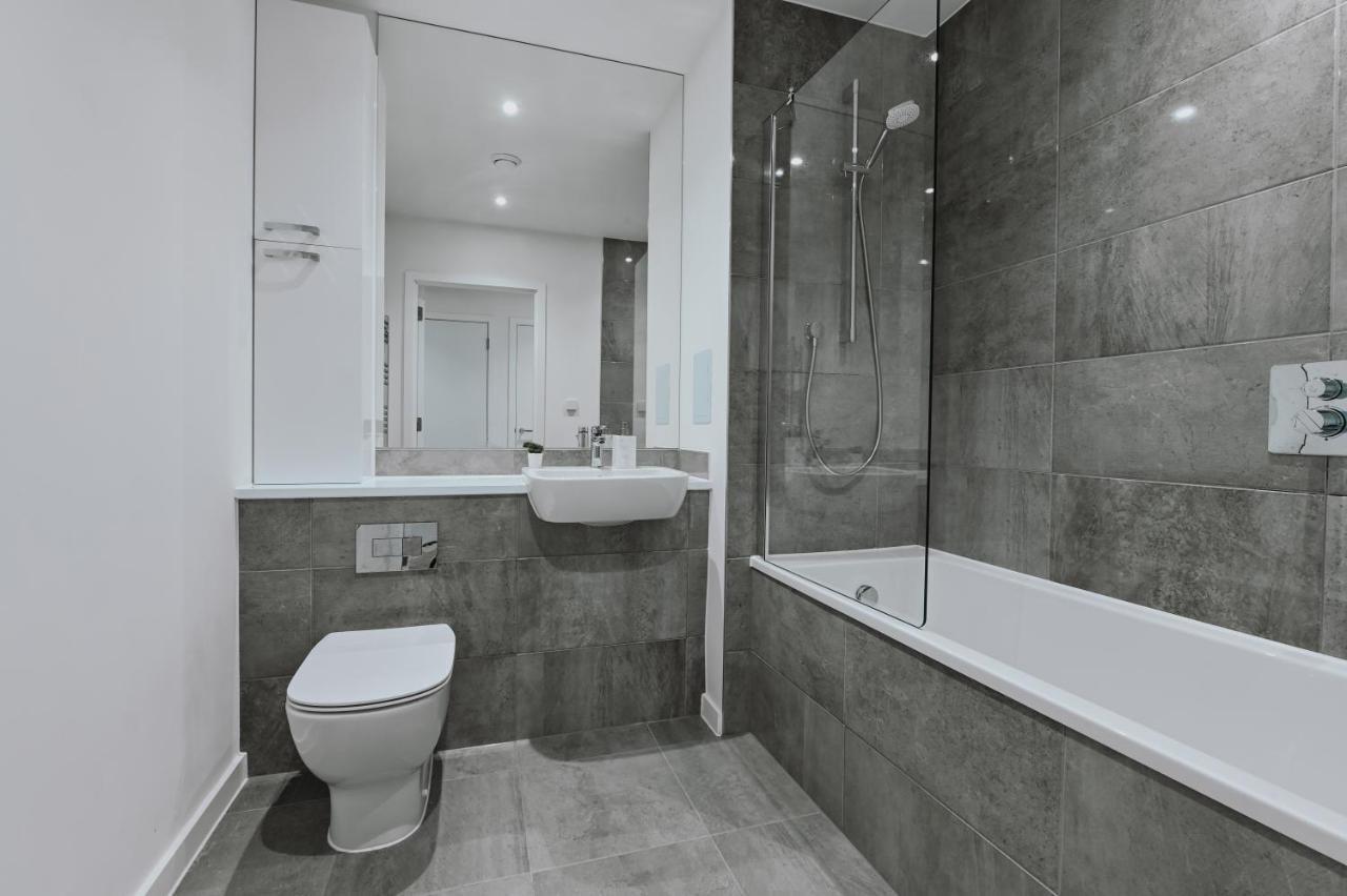 Khayat Homes - The Owelor - Two Bed Londres Exterior foto