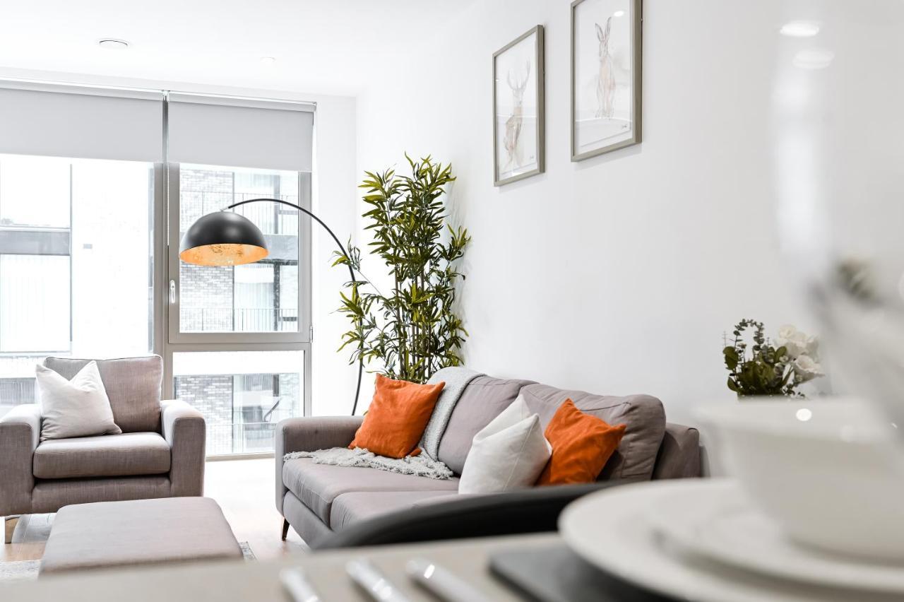 Khayat Homes - The Owelor - Two Bed Londres Exterior foto